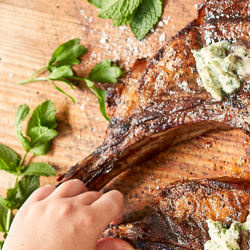 Comparing Large Cuts: T-Bone vs. Porterhouse vs. Tomahawk Ribeye